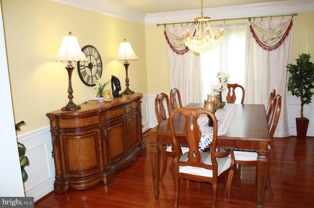 Photo of 8606 COMPASS COURT