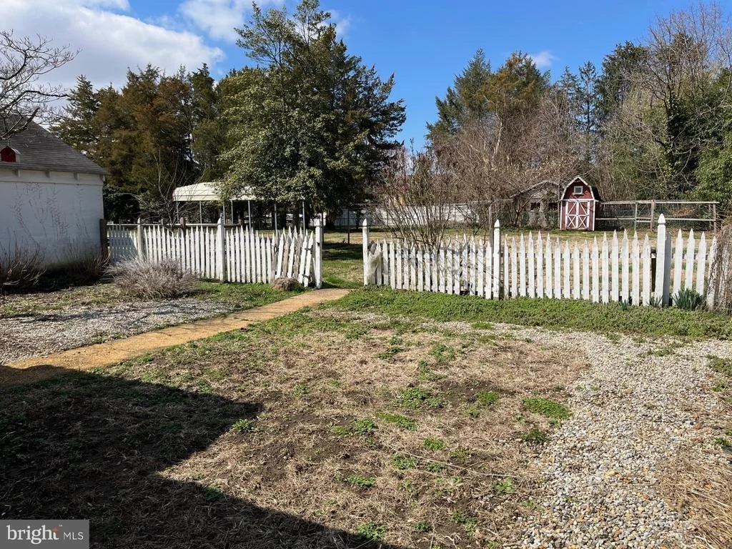 Photo of 1079 KINGS HIGHWAY