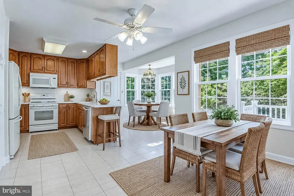 Photo of 2417 BEAR DEN ROAD