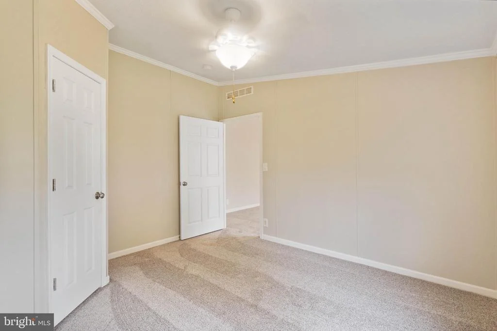 Photo of 11433 TRUSSUM POND ROAD