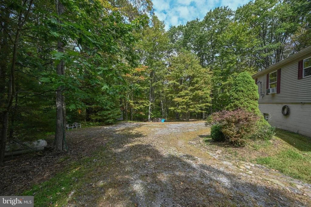 Photo of 332 HIGH POINT DRIVE