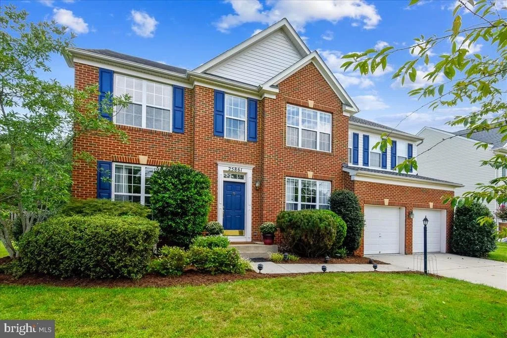 Photo of 25861 SPRING FARM CIRCLE