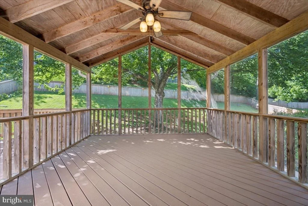 Photo of 6396 DEVONSHIRE LANE