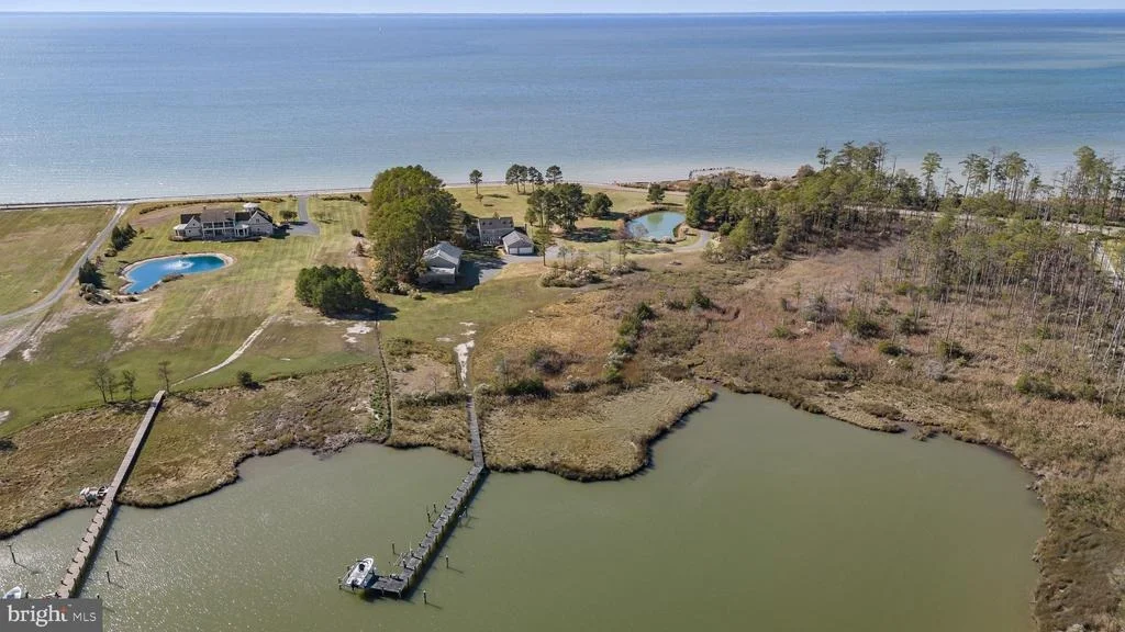 Photo of 5253 RAGGED POINT ROAD