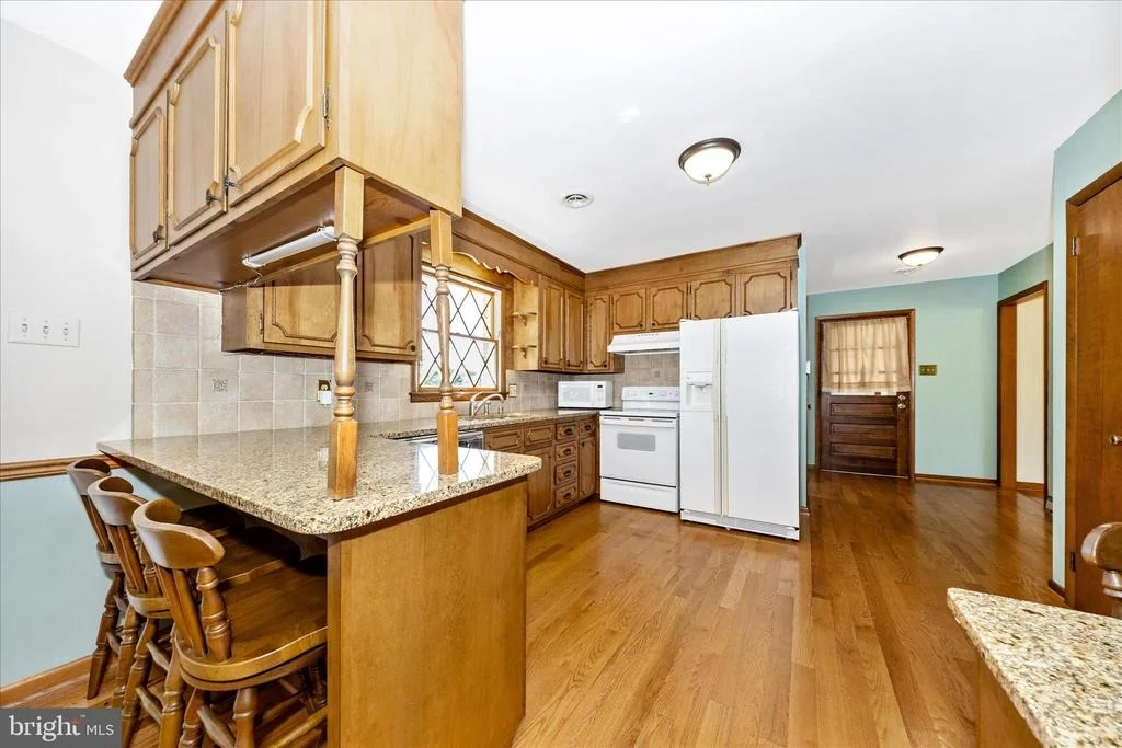 Photo of 5411 JEFFERSON BOULEVARD