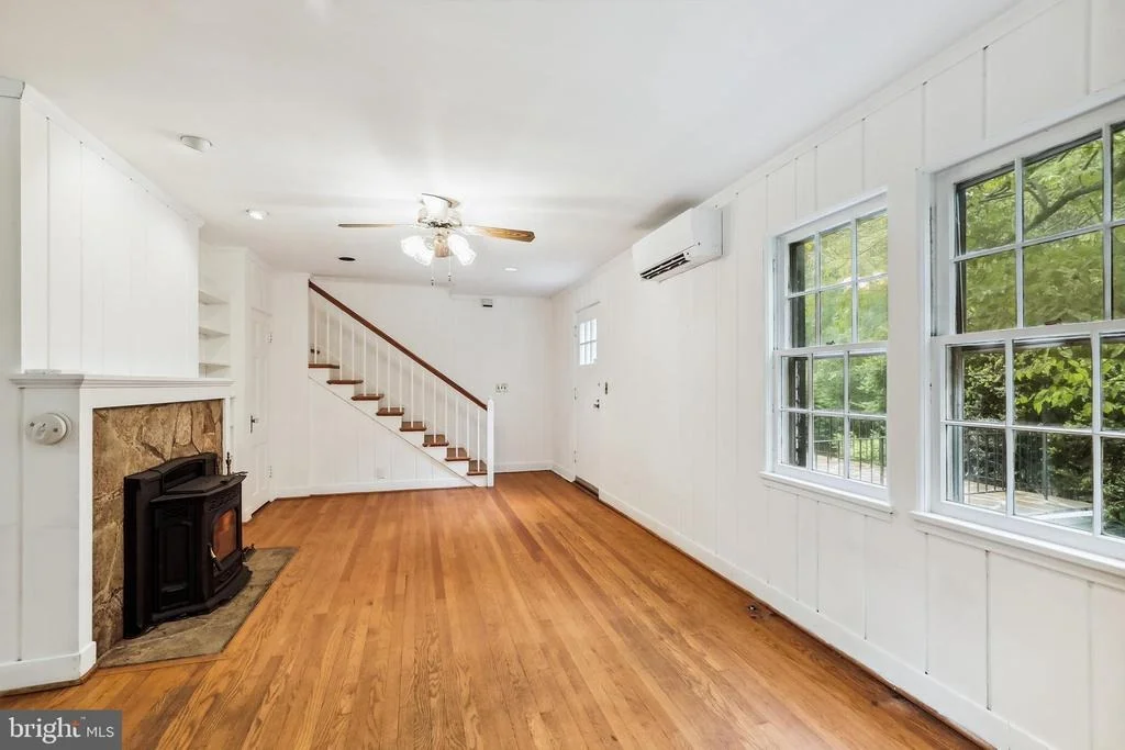 Photo of 1801 ASHTON ROAD