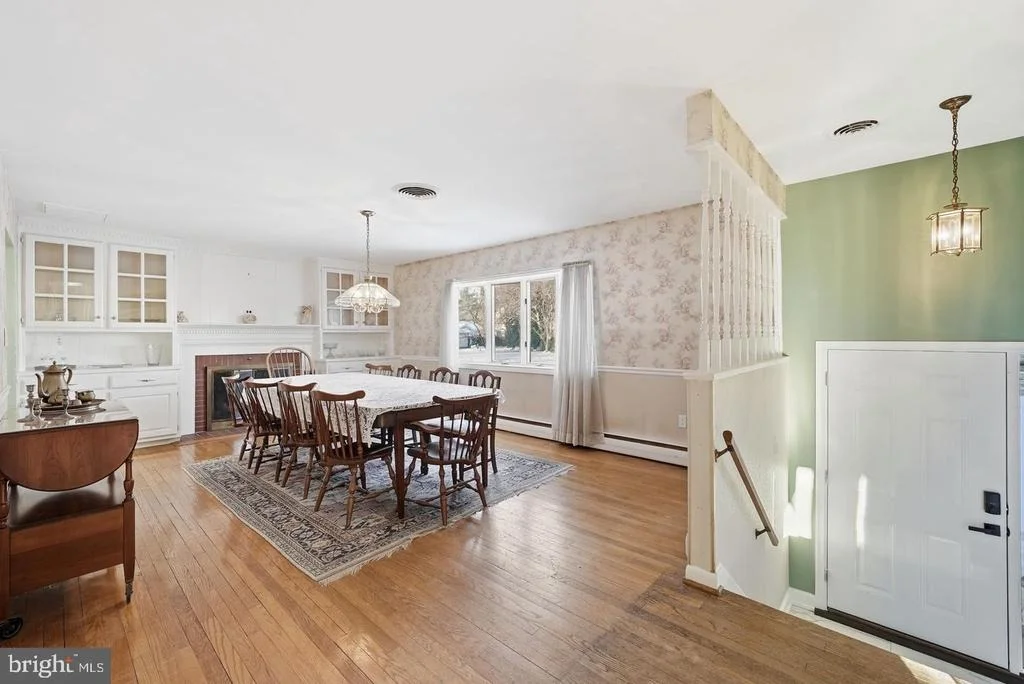 Photo of 1206 BEECHWOOD DRIVE