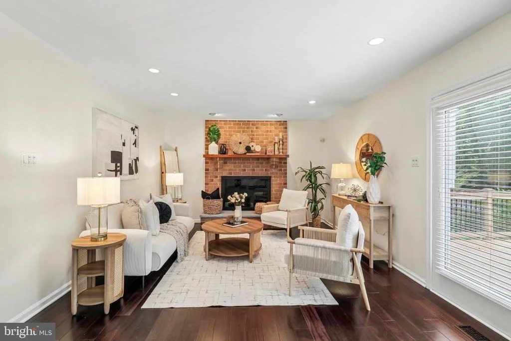 Photo of 11400 SYMPHONY WOODS LANE
