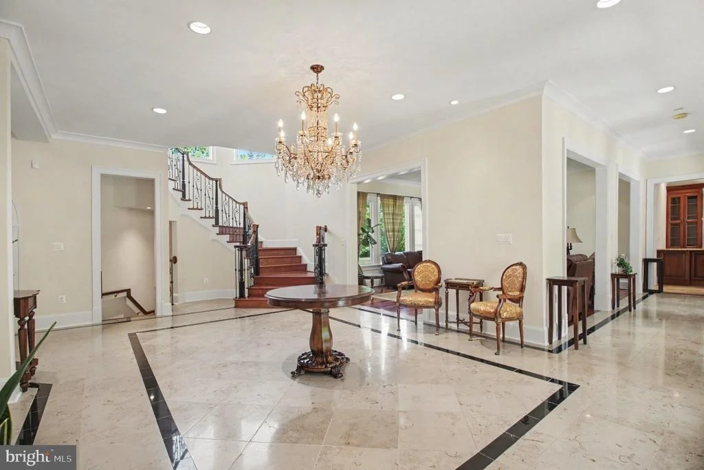 Photo of 5985 SAINT CATHERINES LANE