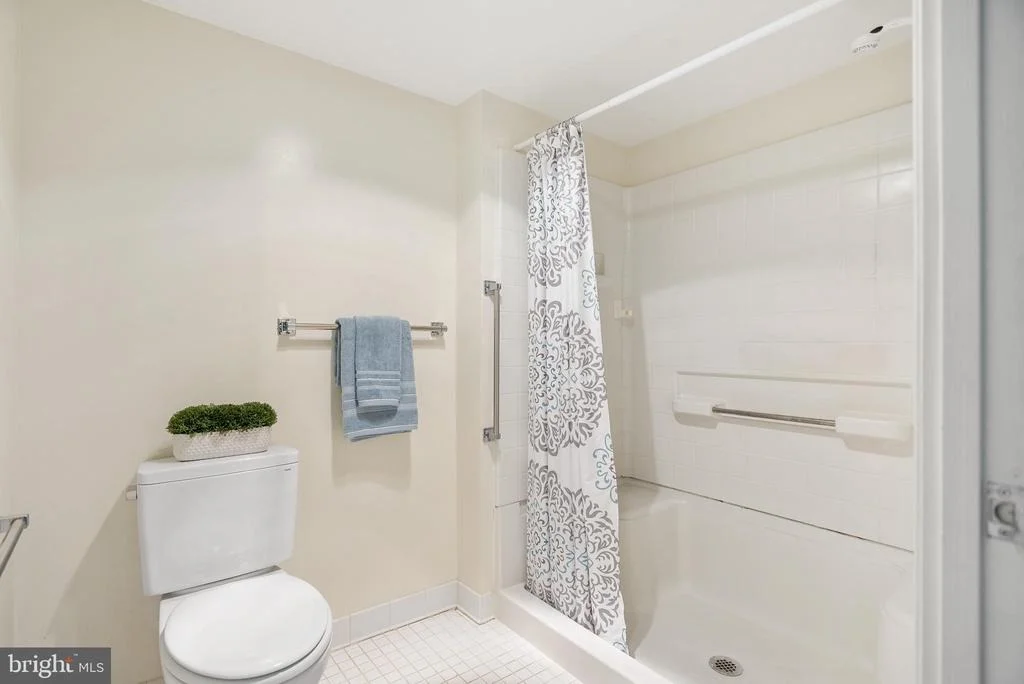 Photo of Unit 209 at 14809 PENNFIELD CIRCLE