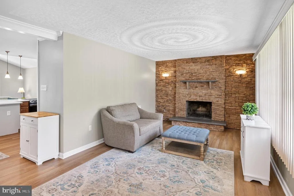 Photo of 819 DANZA ROAD