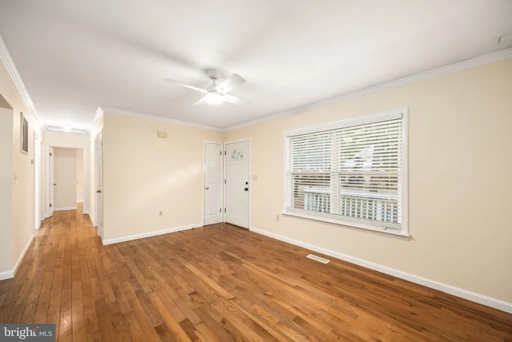 Photo of 38 FAIRWAY LANE