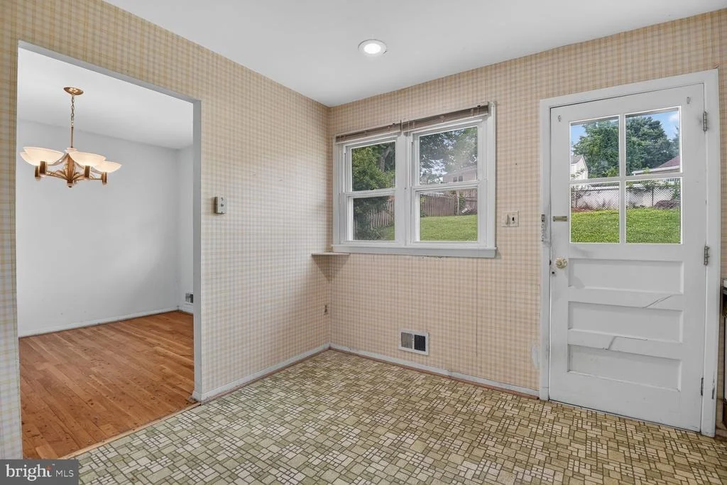 Photo of 1326 GRESHAM ROAD