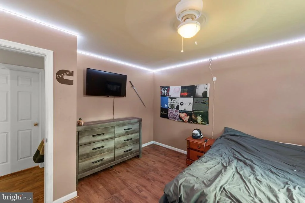Photo of 1105 HENRY DRIVE
