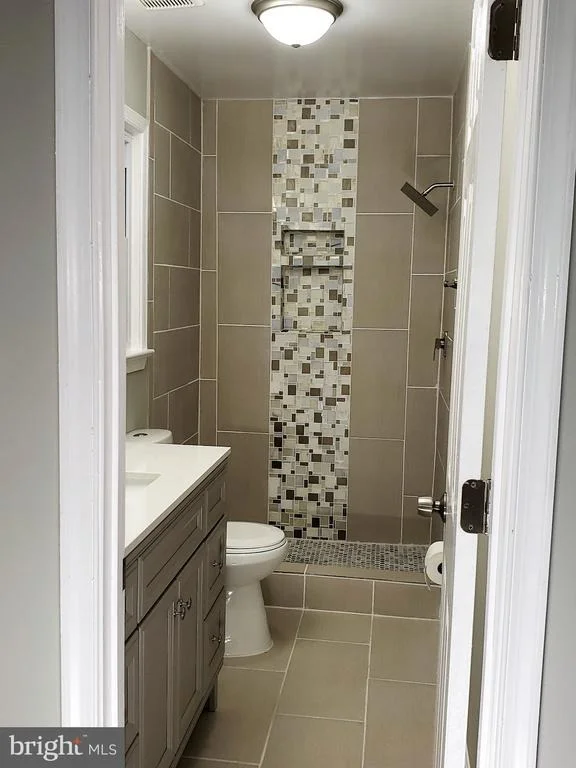 Photo of 12814 PINE TREE LANE