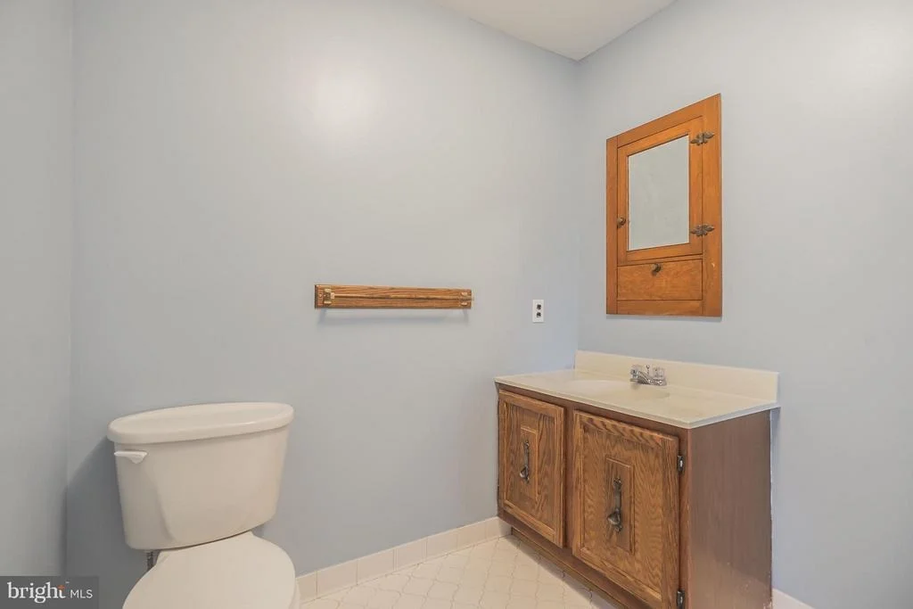 Photo of 9448 LOVAT ROAD
