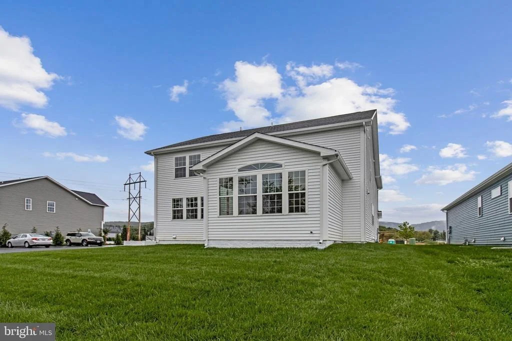 Photo of 41 EVERETT DRIVE