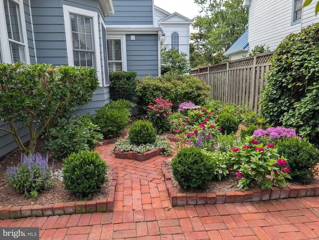Photo of 324 MULBERRY STREET