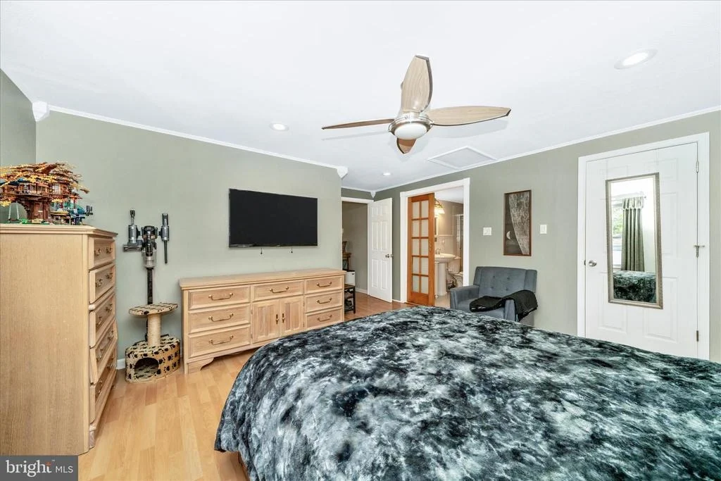 Photo of 5696 PEBBLE DRIVE