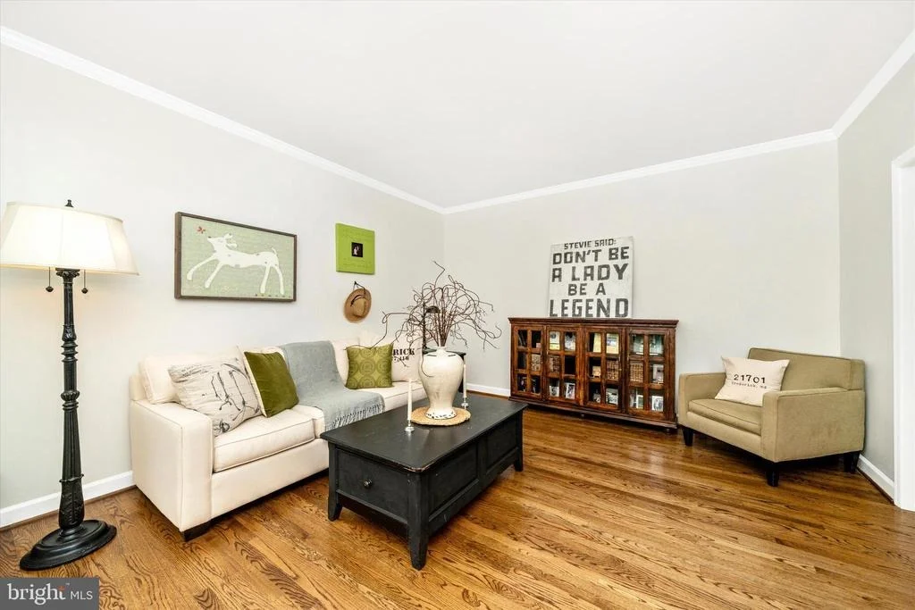 Photo of 2447 MERCHANT STREET