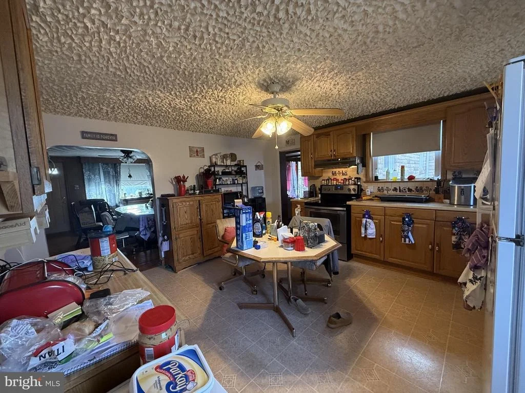Photo of 1024 CHERRYTOWN ROAD