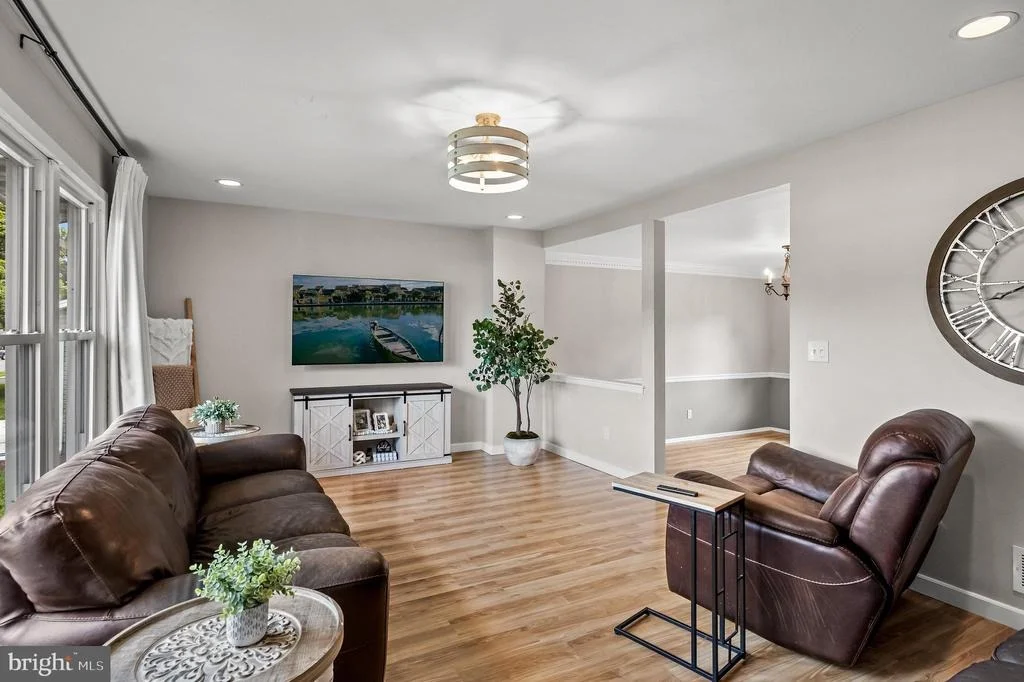 Photo of 1049 ESTATES BOULEVARD