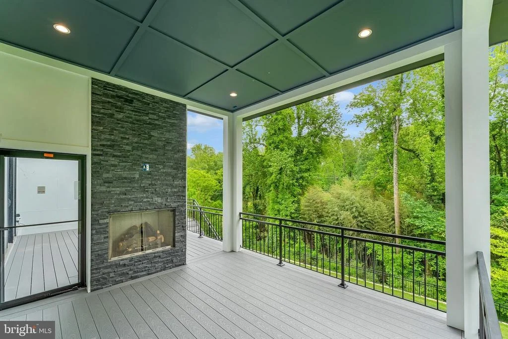 Photo of 1434 WAGGAMAN CIRCLE