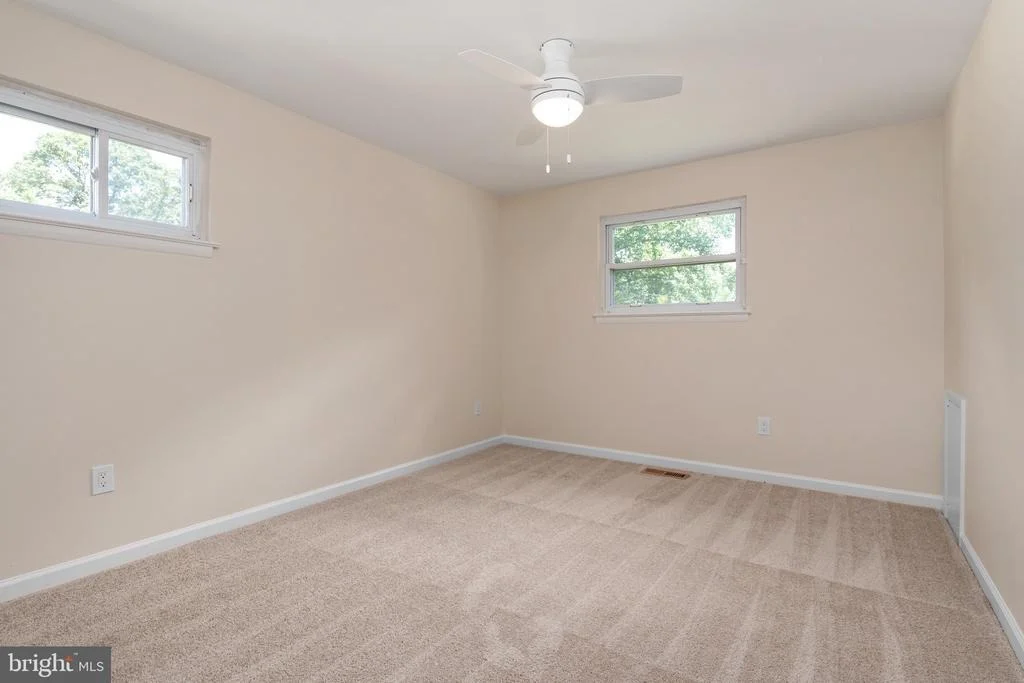 Photo of 541 CRESTPARK DRIVE