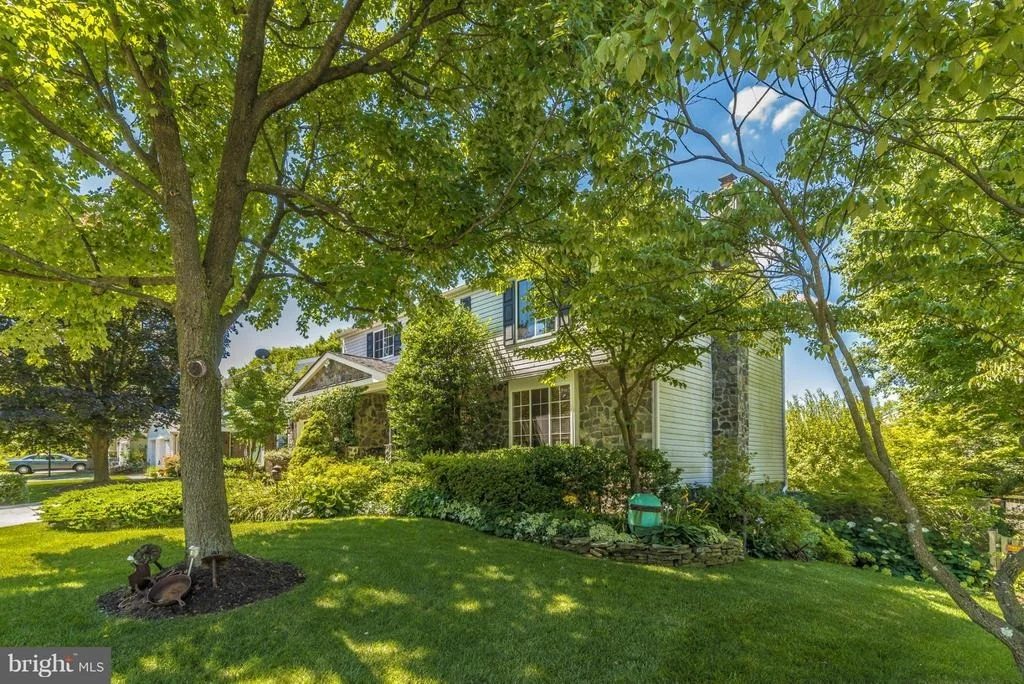 Photo of 1833 MILLSTREAM DRIVE
