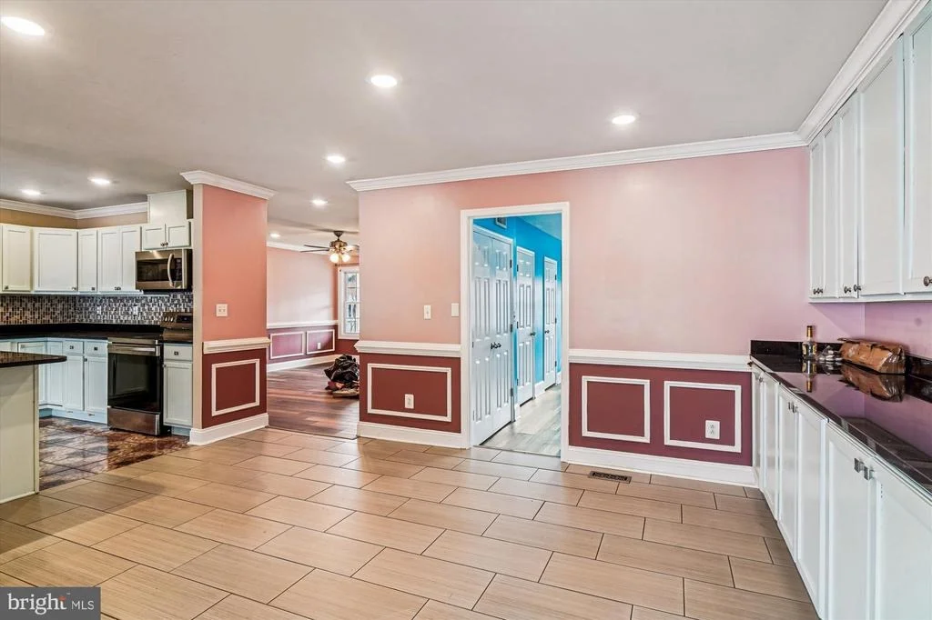 Photo of 417 WHITE OAK PLACE