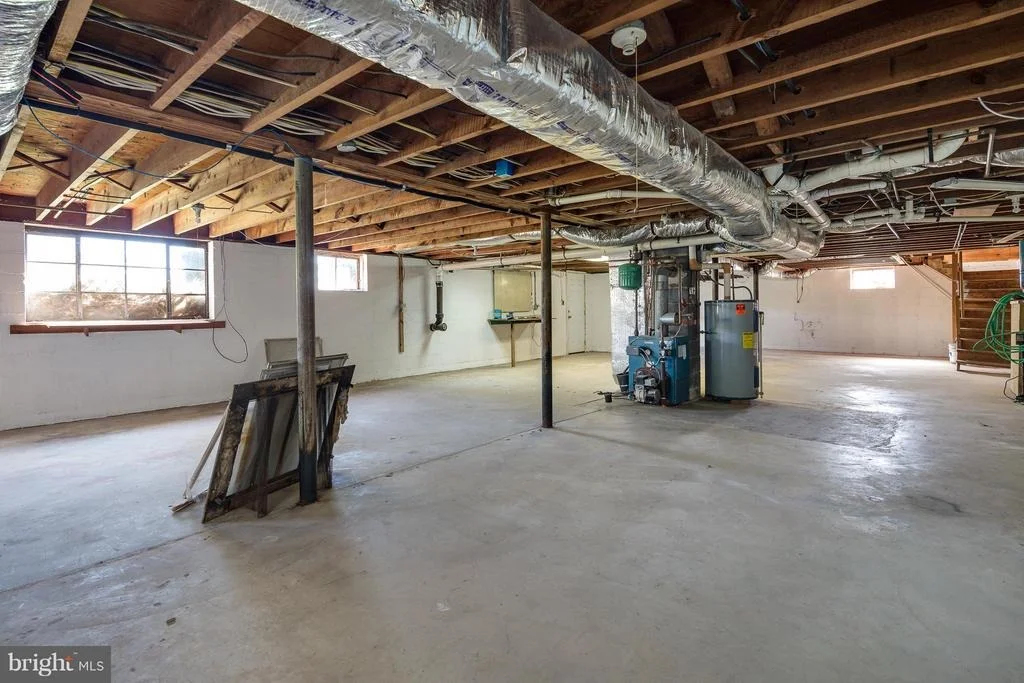 Photo of 9258 LEE HIGHWAY