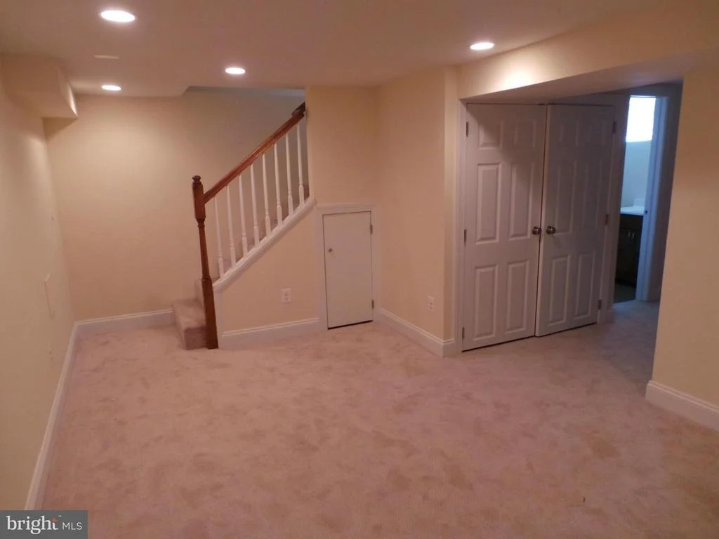 Photo of 1508 OAKCREST DRIVE