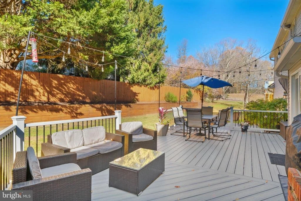 Photo of 15304 WATERGATE ROAD