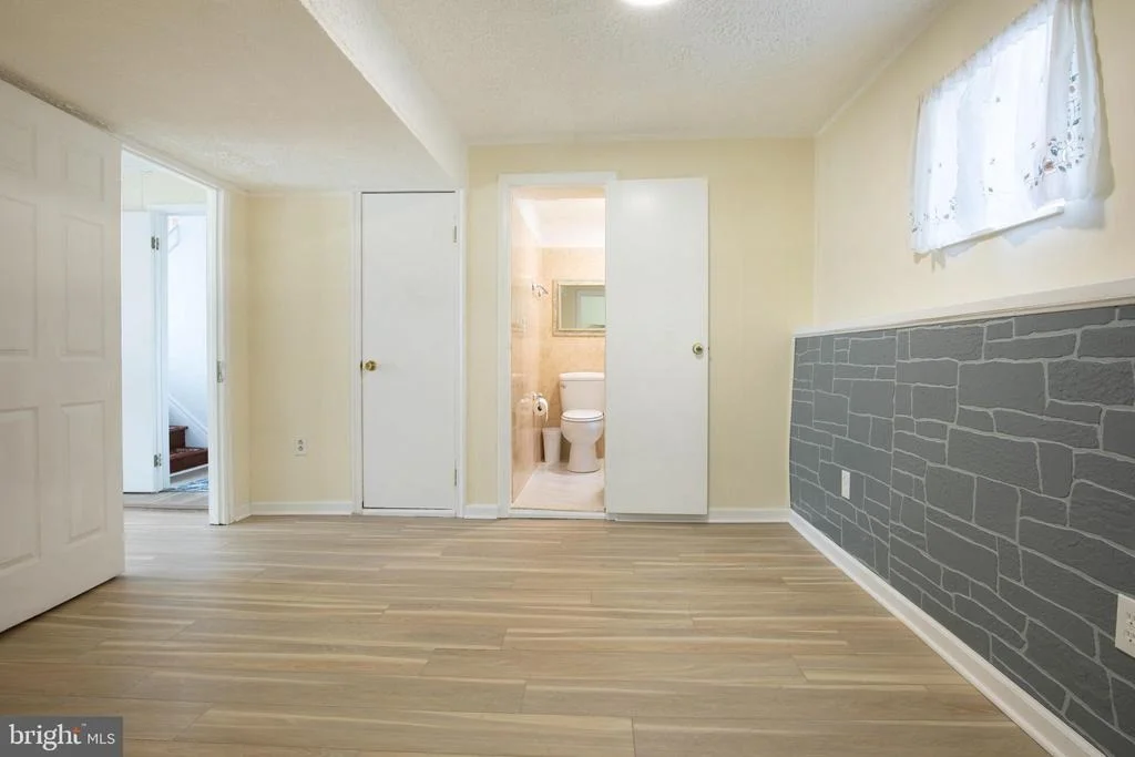 Photo of 1320 RAINBOW DRIVE