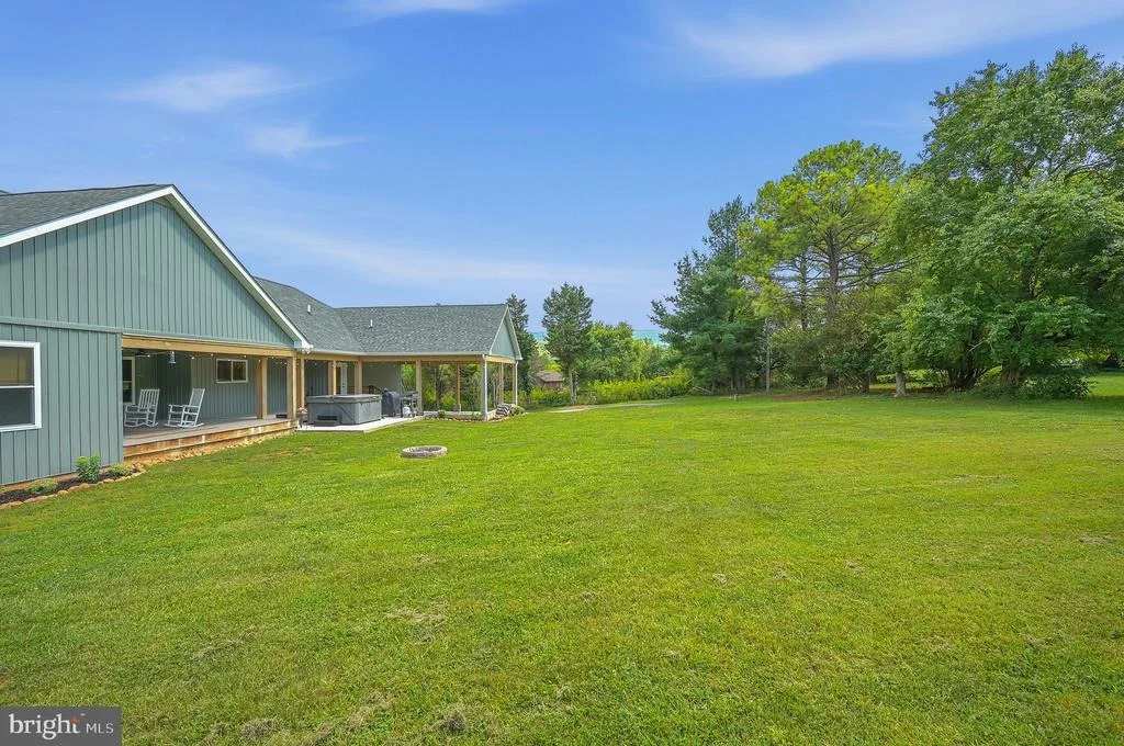 Photo of 295 KING LEAR DRIVE