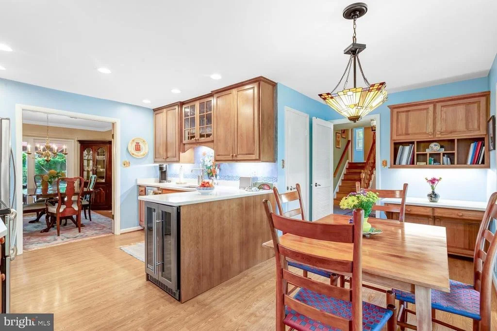 Photo of 4401 DOLPHIN LANE