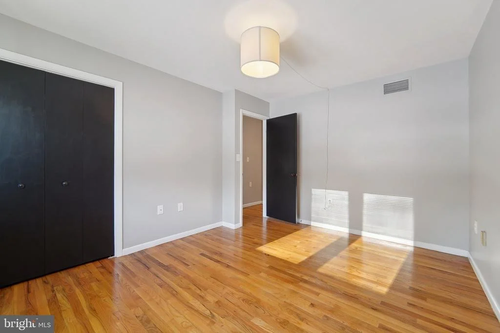 Photo of 3942 SUGARLOAF DRIVE