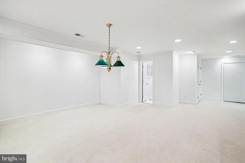 Photo of 8849 TUCKERMAN LANE