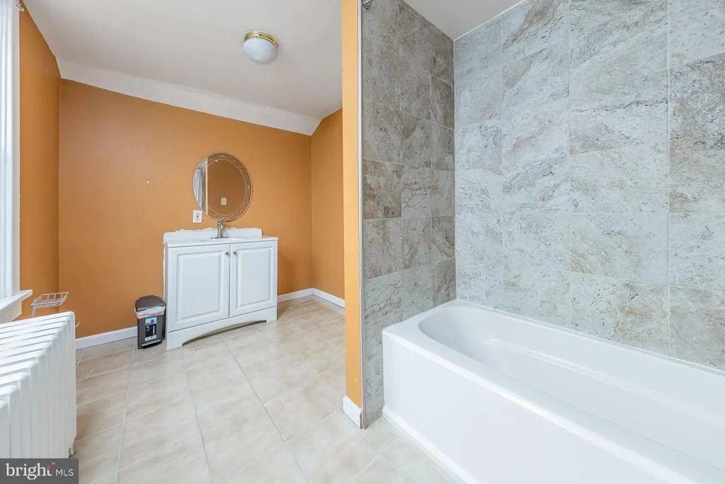 Photo of 16 MANTUA ROAD
