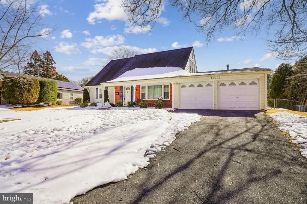 Photo of 16005 PENNANT LANE