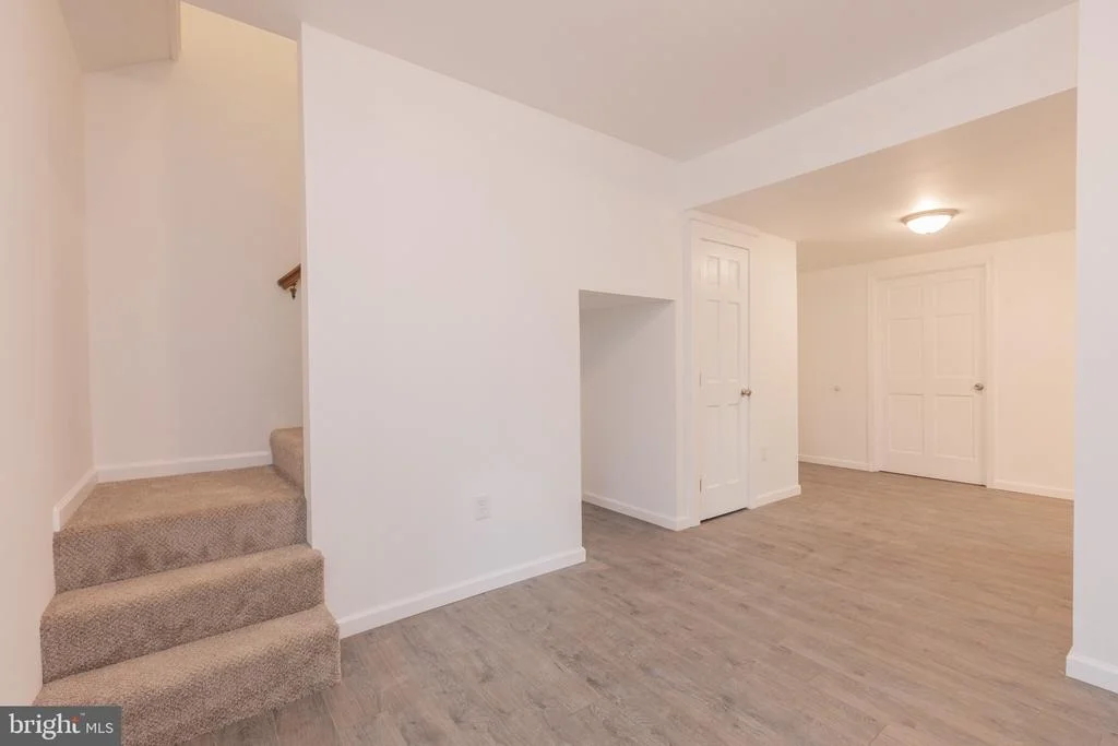 Photo of 2240 GREENVALLEY DRIVE