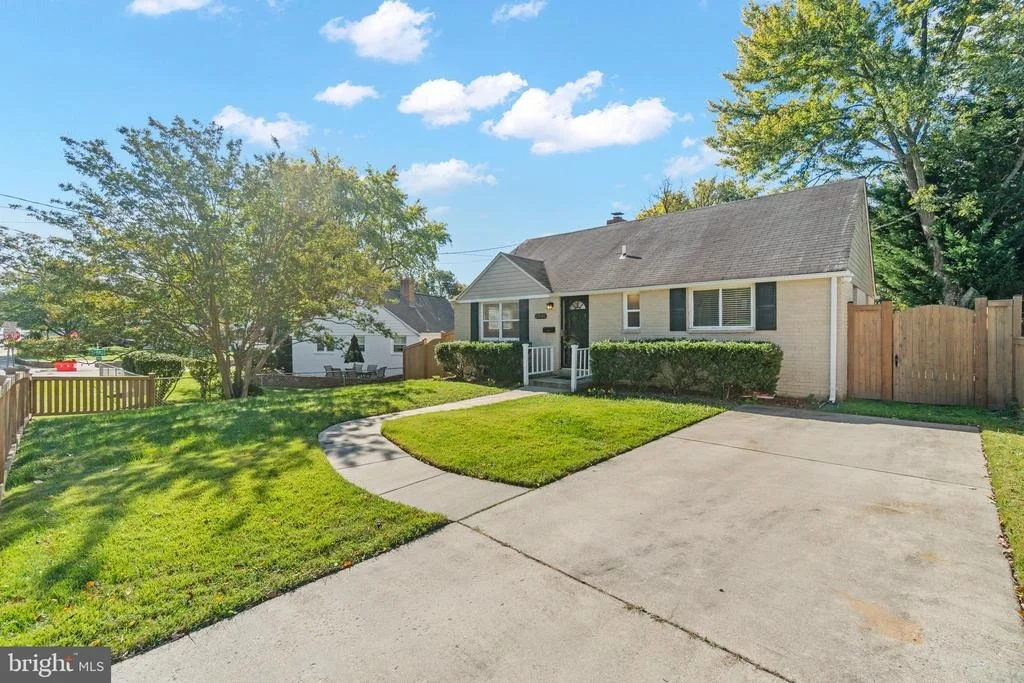 Photo of 12602 HOLDRIDGE ROAD