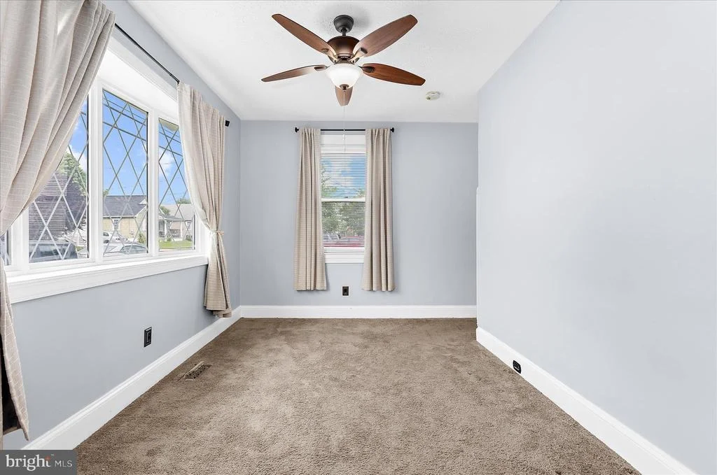 Photo of 40 HAMPTON ROAD