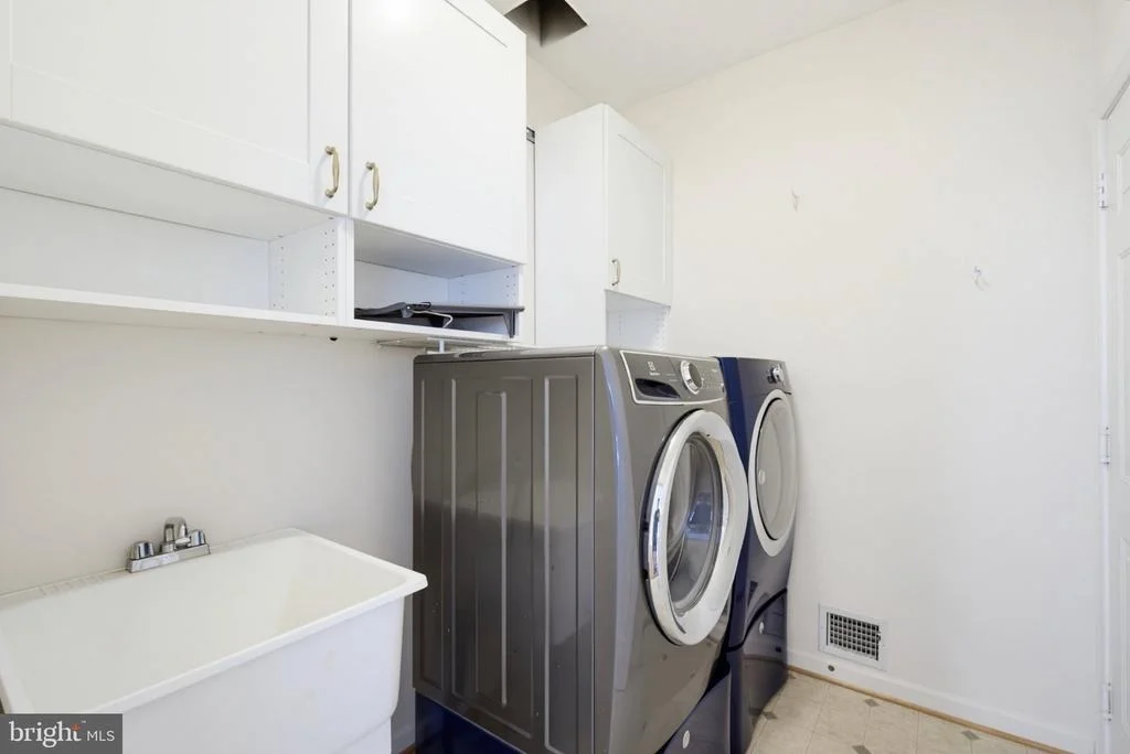 Photo of 8625 TOWER DRIVE