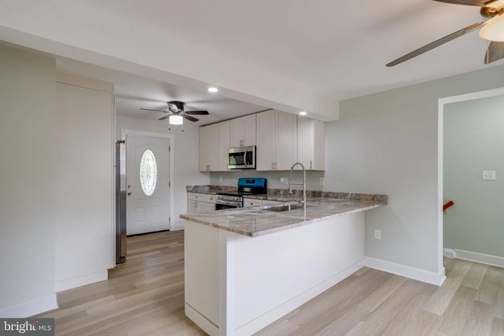 Photo of 2100 MOUNTAIN ROAD