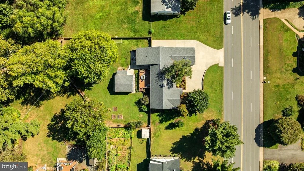 Photo of 9019 SUDLEY ROAD