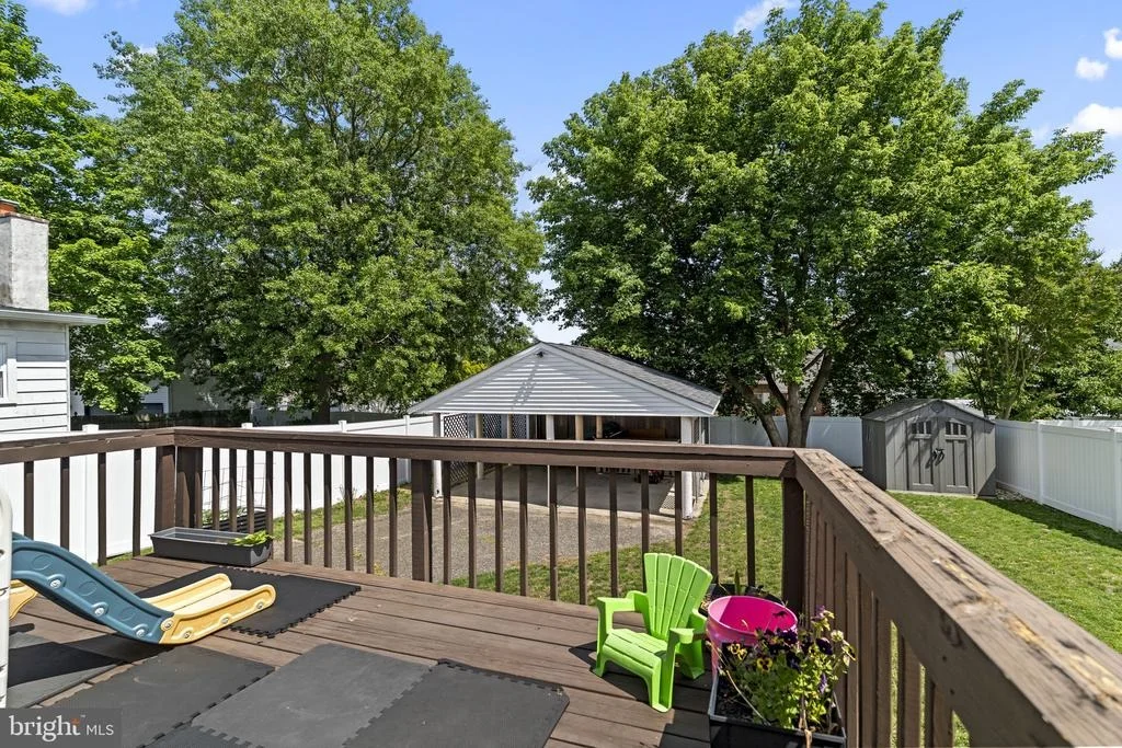 Photo of 425 FLORENCE AVENUE