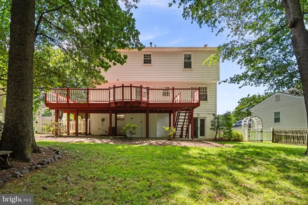 Photo of 2229 DECKMAN LANE