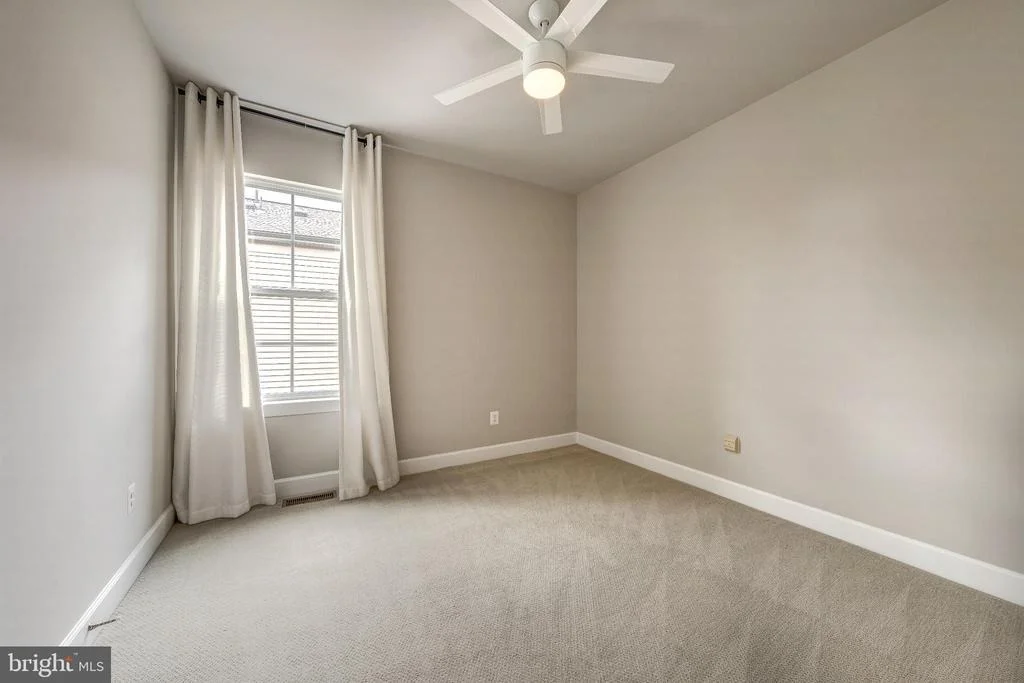 Photo of 44532 STEPNEY DRIVE