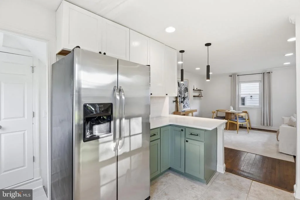 Photo of 10419 GRANDIN ROAD